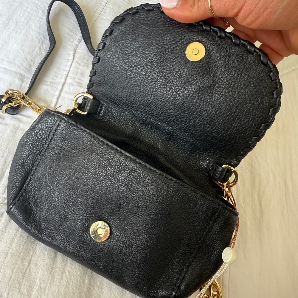 Tory Burch Black and Gold Crossbody Bag with Chain Strap - Picture 9 of 15
